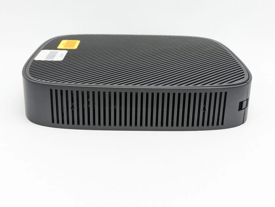 SSD-накопитель HP t640 Thin Client SFF Desktop Ryzen R1505G 8GB DDR4 256GB SSD W