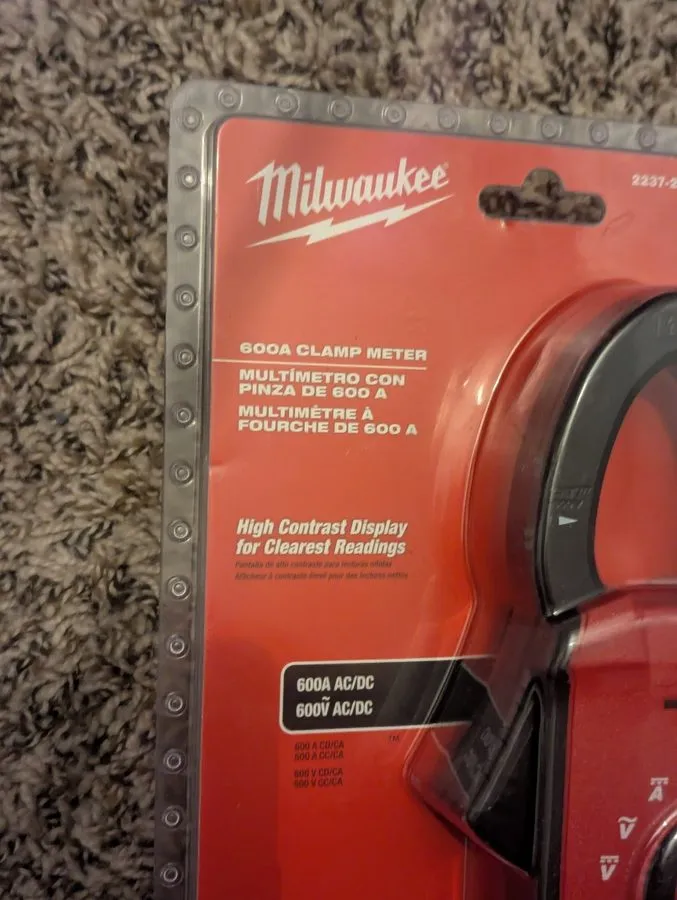 Тестер Milwaukee 2237-20 600V AC/DC Digital Clamp Meter HVAC/R