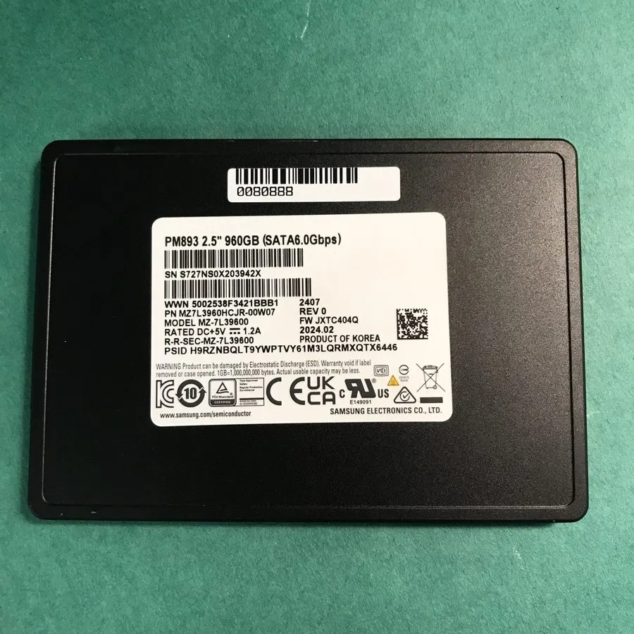 SSD-накопитель Samsung PM893 960GB SSD 2.5" SATA 6Gb/s MZ-7L39600 MZ7L3960HCJR-0 — фото лота 1