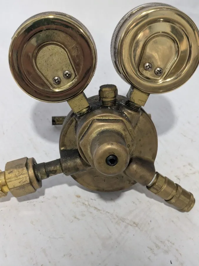Трубопроводная арматура HARRIS Compressed Gas Regulator #92-250 Multi-Stage UL L