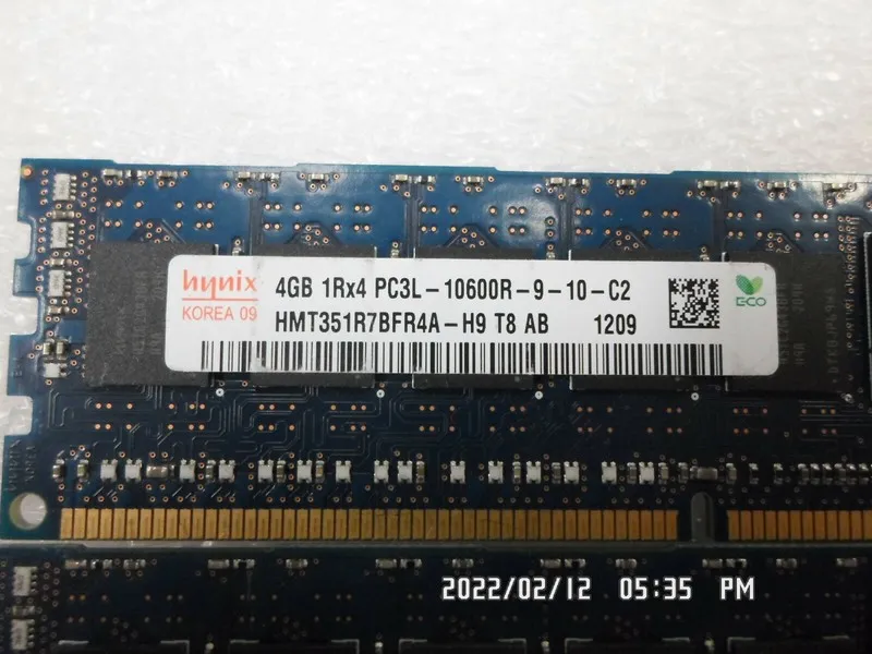 Сервер HP 647647-071 HYNIX HMT351R7BFR4A-H9 T8 AB 4GB PCL3 10600R SERVER MEM