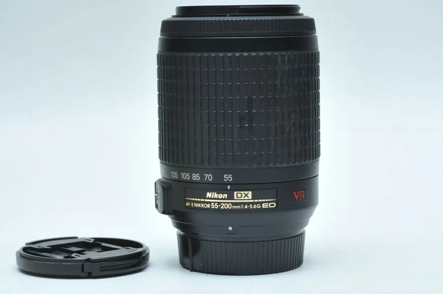 Объектив Nikon AF-S DX NIKKOR 55-200mm f/4-5.6G ED VR IF Nikon F 52mm HB-37