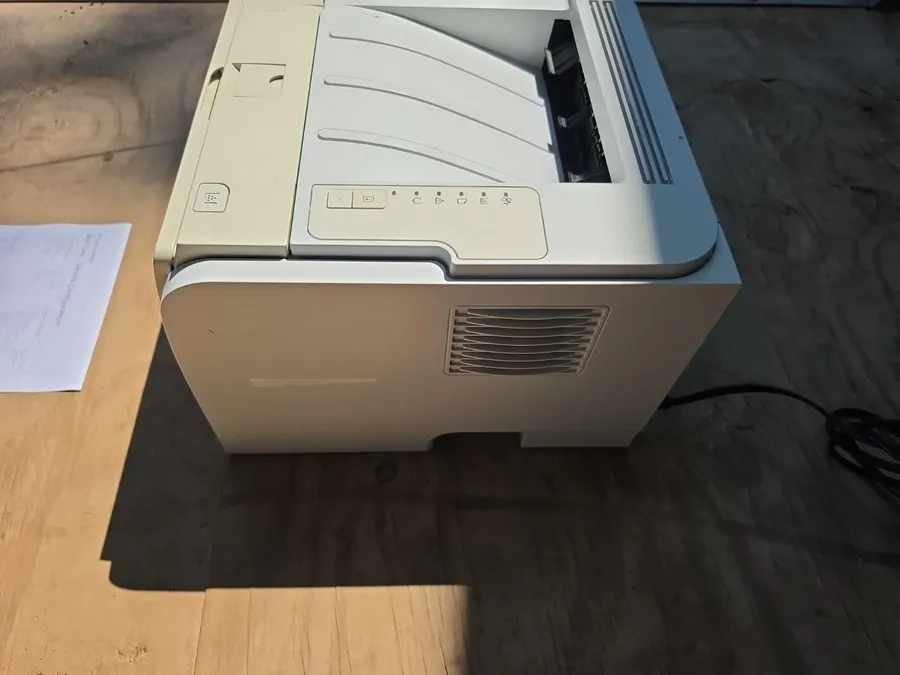 Лазерный принтер HP LaserJet P2035N Laser Printer w/ Toner NO POWER CORD — фото лота 2