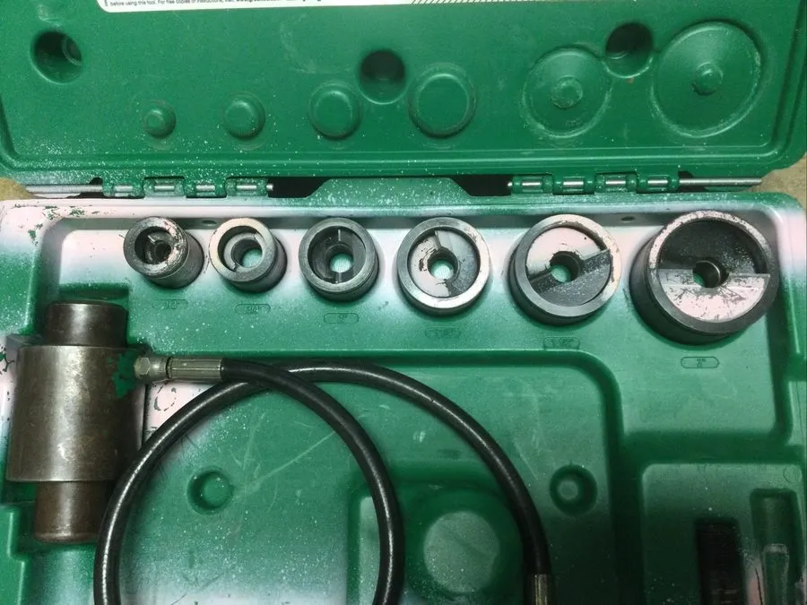 Электрооборудование Greenlee slugbuster knock out punch and hydraulic driver set