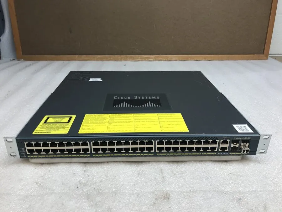 Коммутатор Cisco Catalyst 4948 WS-C4948 V06 48-Port 1U Fully Managed Switch 4x S