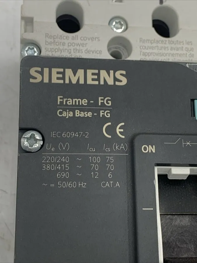 Автоматический выключатель Siemens HFX3P250 Breaker 250A HFGA w/Siemens 3VL9325- — фото лота 1