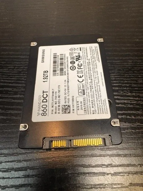 SSD-накопитель 2x Samsung PM883 1.92TB 2.5” SATA SSD Enterprise Datacenter MZ7LH — фото лота 1