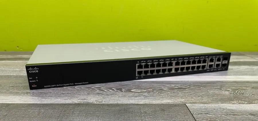 Коммутатор Cisco SG300-28PP 28-Port Gigabit PoE Managed Network Switch