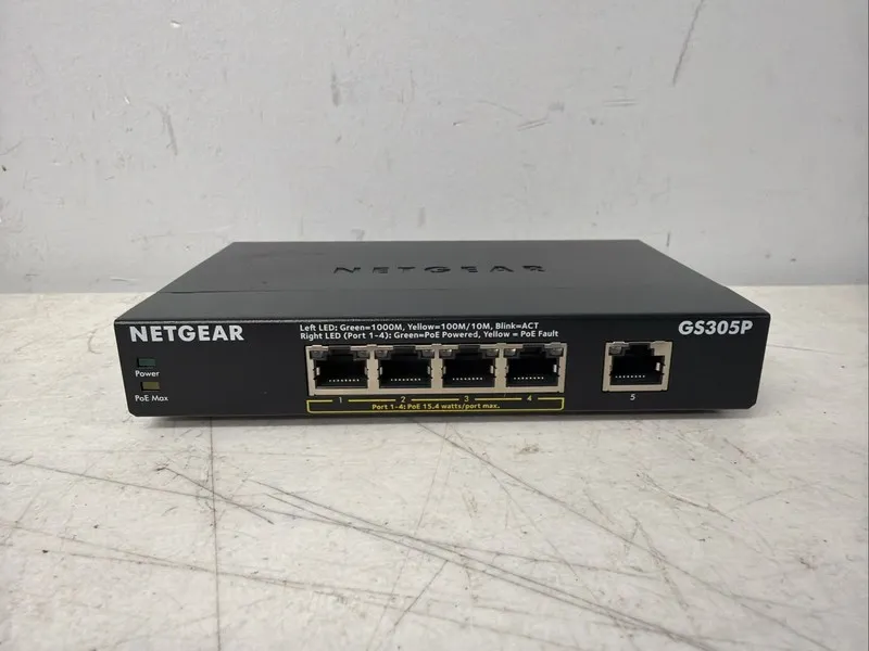 Коммутатор NETGEAR GS305P 5-Port Gigabit Ethernet PoE + Unmanaged Switch (63W)