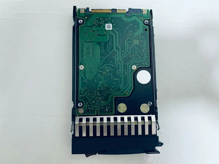 Жёсткий диск HP J9F47A 787647-001 900GB SAS 10K 2.5in 12Gbps MSA SFF ENT HDD Har