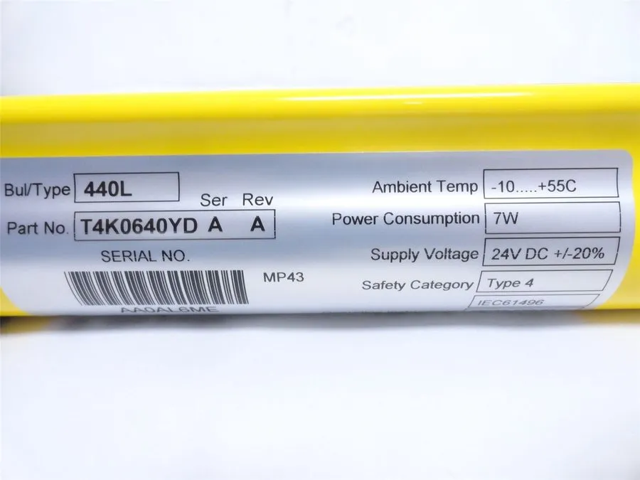 Световая завеса Allen Bradley 440L-T4K0640YD Guardmaster Light Curtain Transmitt