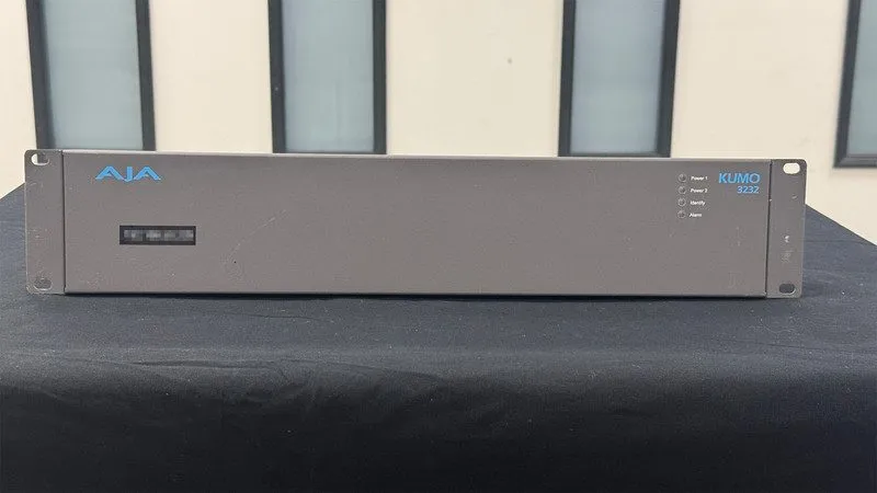 Камера AJA KUMO 3232 Compact 3G-SDI Router (2 RU)