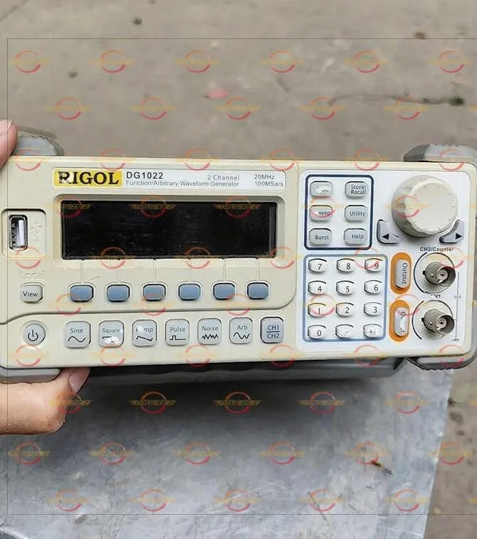 Генератор сигналов RIGOL DG1022 FUNCTION/ARBITRARY WAVEFORM GENERATOR 25 MHz,2CH