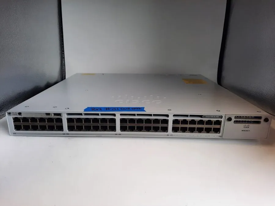Коммутатор Cisco C9300-48U-A Catalyst 9300 48-port UPOE Port 6 only has no poe
