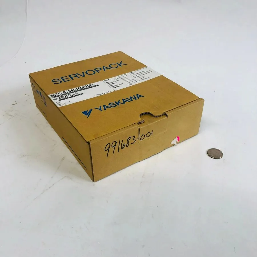 Сервопривод YASKAWA SGDV-R70A01B002000 Servo Drive