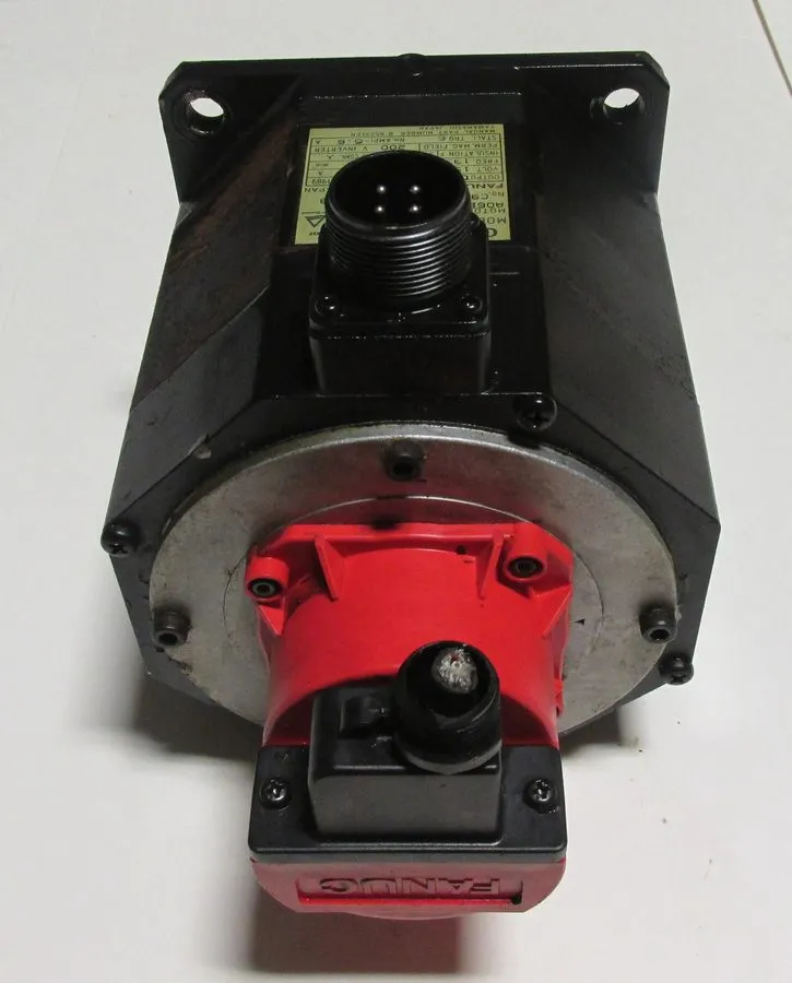 Серводвигатель GE FANUC A06B-0034-B075#0008 B6/2000 AC Servo Motor