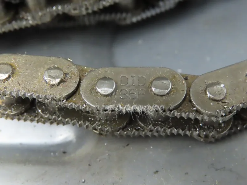 Конвейер Daido Kogyo DID35F Sharp Top Conveyor Roller Chain Serrated 150 Ft Roll