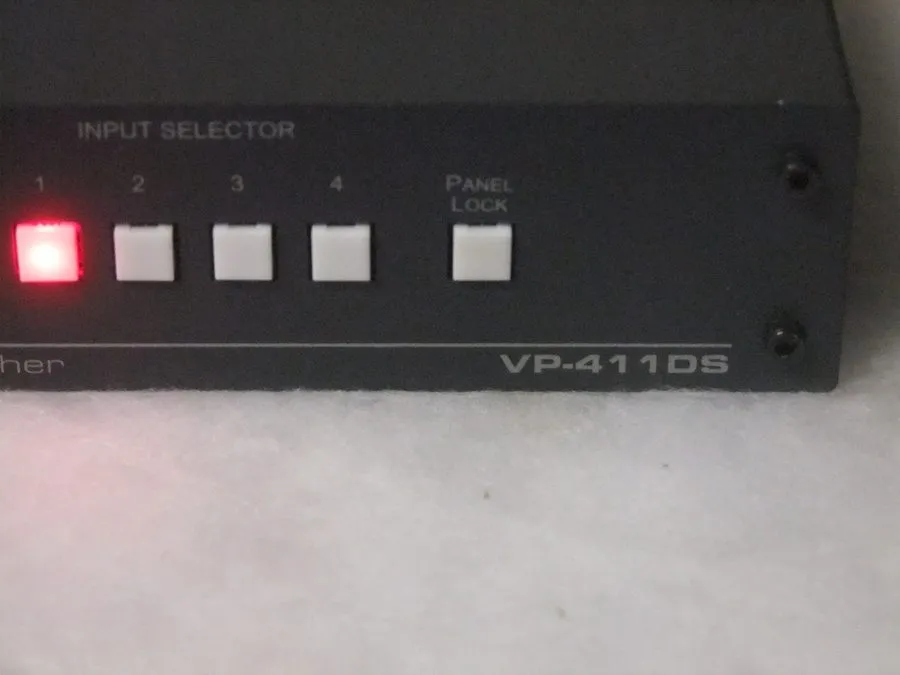 Видеокоммутатор VP-411DS Kramer 4 X 1 Automatic UXGA Audio Switcher