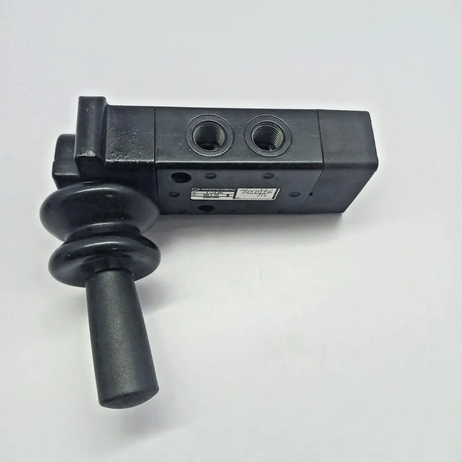 Пневмоклапан NORGREN X3067802 PNEUMATIC HAND LEVER VALVE