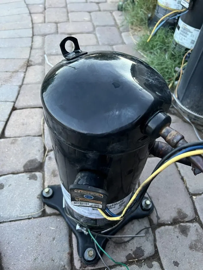Компрессор COPELAND SCROLL COMPRESSOR model ZP34K5E PFV-800 year 2021- 220v sing