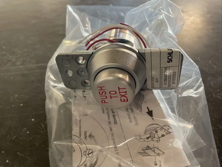 Оборудование видеонаблюдения Schlage Push to Exit Button 631AL-EX-DA 1-1/4" Heav — фото лота 1