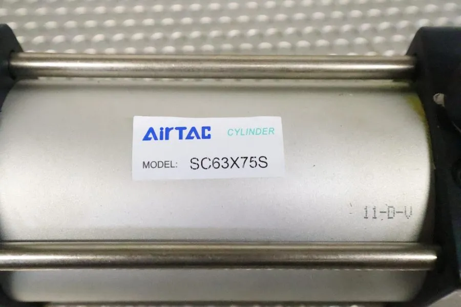 Пневмоцилиндр AIRTAC SC63X75S Pneumatic Cylinder Use With See All Pictures — фото лота 2