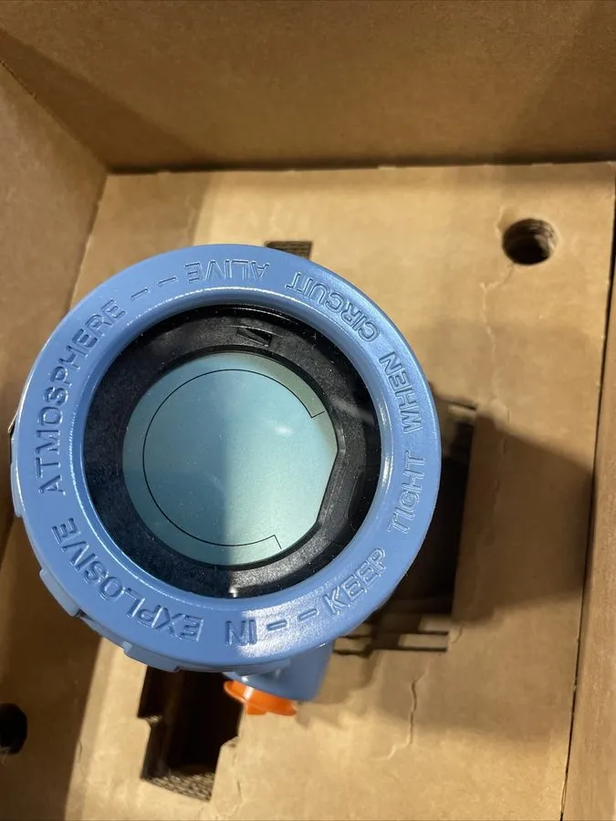 Датчик температуры Rosemount Digital Temperature Transmitter 3144PD1A1E5B4M5 0°- — фото лота 2