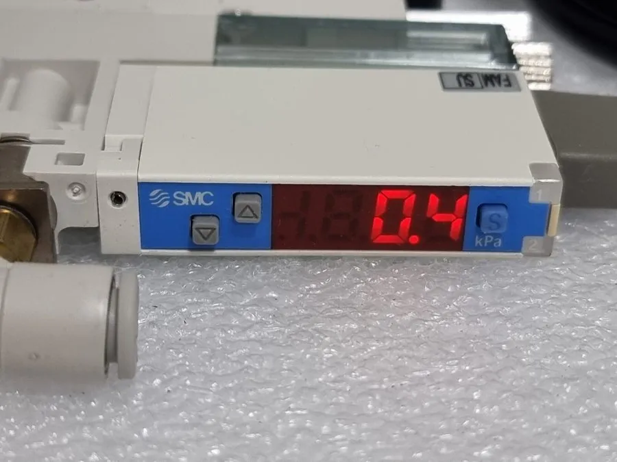 Вакуумный эжектор SMC ZQ1-ZSFAM-A Vacuum Ejector