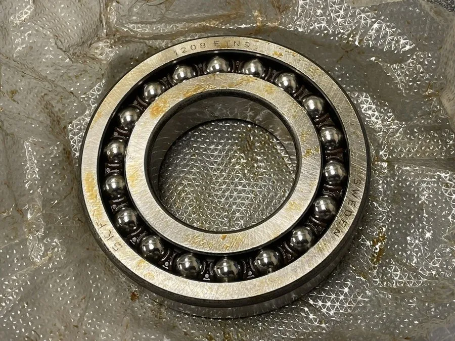 Подшипник SKF 1208 ETN9 Self-Aligning Ball Bearing 1208ETN9