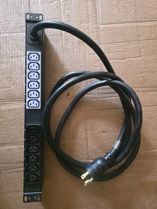 Блок розеток PDU APC AP9571A Rack PDU, Basic, 1U, 30A, 208V, L6-30P Input, C13 O
