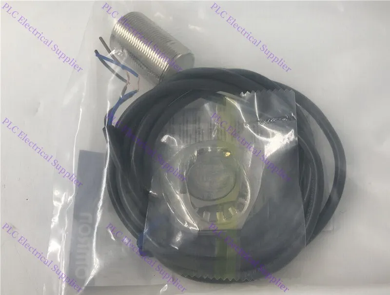 Датчик приближения Omron E2E-X10E1 23X0 12-24VDC Proximity Sensor