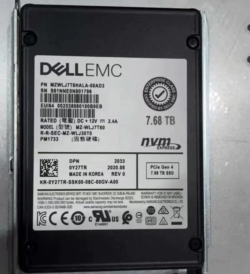 SSD-накопитель 7.68TB Samsung PM1733 SSD DELL 0Y27TR NVME MZ-WLJ7T60 u.2 MZWLJ7T