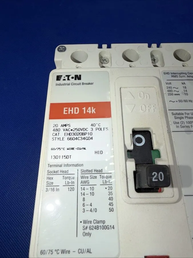 Автоматический выключатель Eaton EHD3020 / EHD-14L Circuit Breaker 3-Pole 20 Amp — фото лота 1