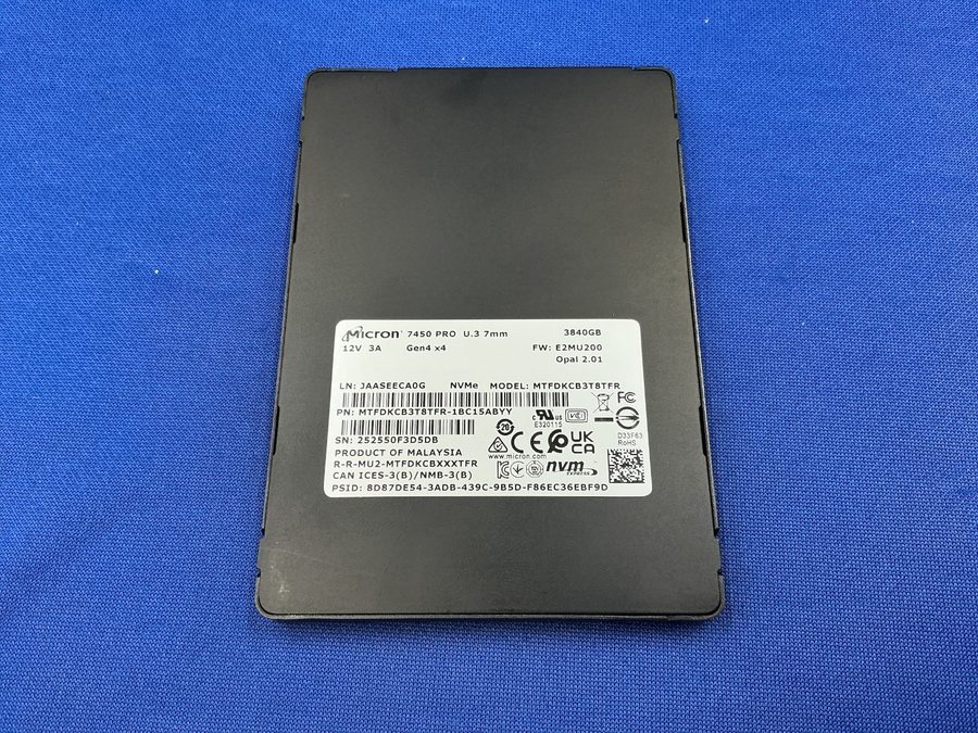 SSD-накопитель Micron 7450 PRO 3.84TB LP PCIe 4.0 x4 NVMe 2.5'' 7mm U.3 SSD MTFD — фото лота 1