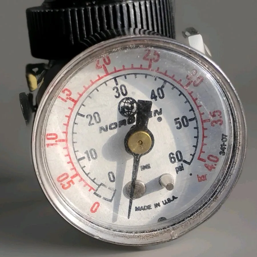 Регулятор давления NORGREN R07-100-RNKA PNEUMATIC AIR PRESSURE HOUSING + 341-07 