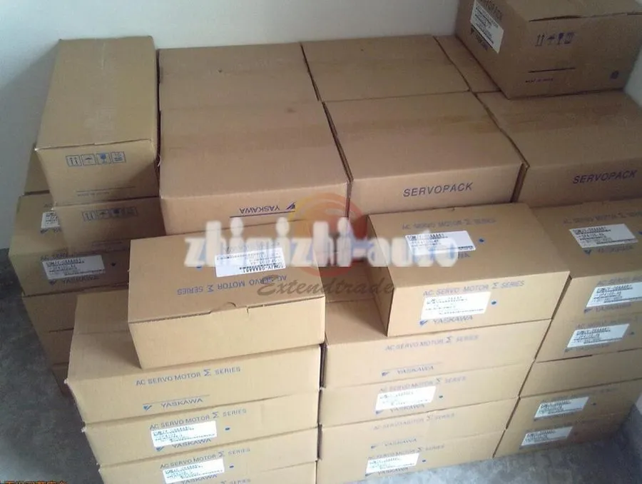 Электродвигатель 1PC Yaskawa SGDV-3R8A11A002000 Servo Driver
