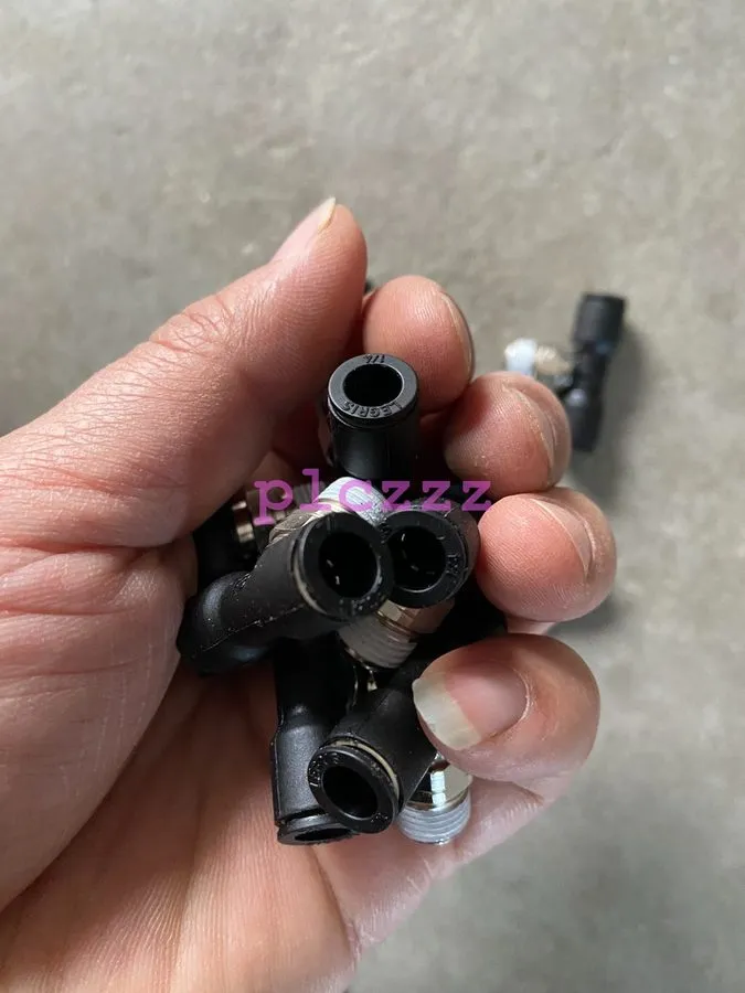Фитинг Parker XW372PLP-4-2 pneumatic tee fitting