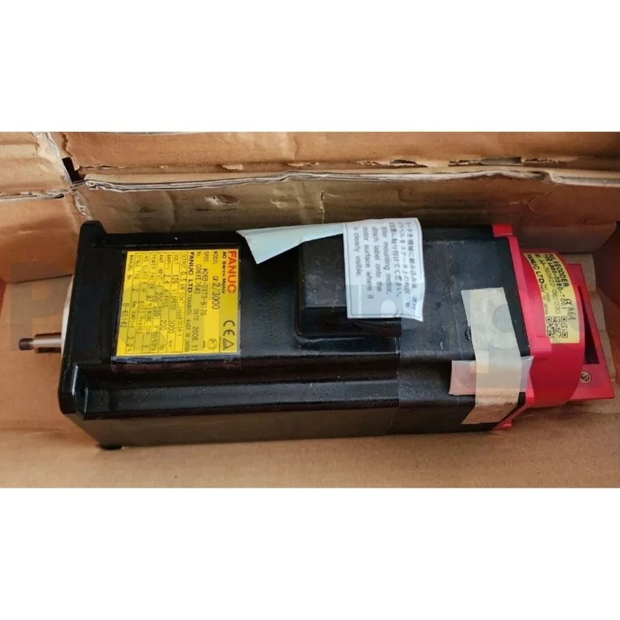Серводвигатель FANUC AC Servo Motor 02/3000 A06B-0373-B175 0.5 kW 199V 3000RPM