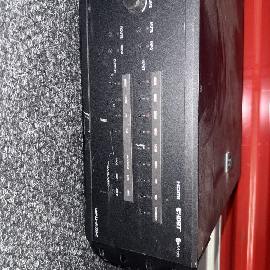 Видеокоммутатор Crestron DMPS-300-C DigitalMedia Presentation Switcher HDMI Rack — фото лота 3