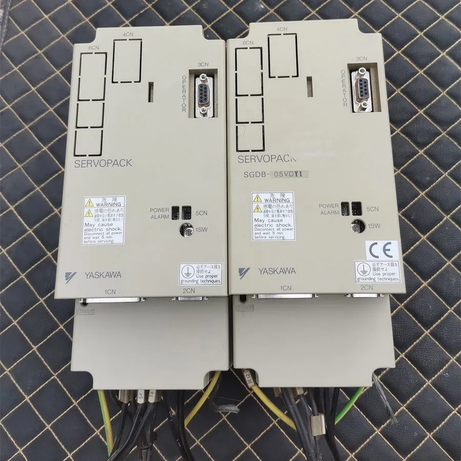 Сервопривод yaskawa Servo Driver SERVOPACK SGDB-05VDY1 spot stocks