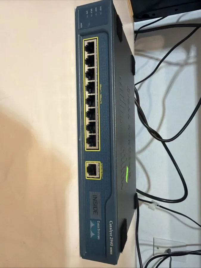 Коммутатор Cisco Catalyst 2940 Managed Switch: 8-Port Fast Ethernet Enterprise — фото лота 1