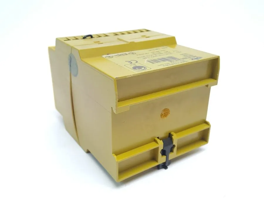 Реле безопасности Pilz PNOZ X9 120VAC/24VDC 7S2O Safety Relay 774605