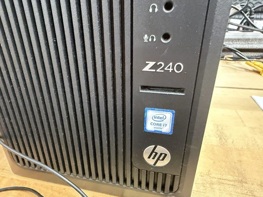 Рабочая станция HP Z240 Tower Workstation i7-6700/3.4GHz/16GB/500GB NVme/3TB — фото лота 1