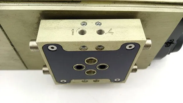Робот Schunk SRU+D 30-W-180-3-M-4-M8-AS Rotary Unit 1319013 SRU+ Universal Swive — фото лота 1