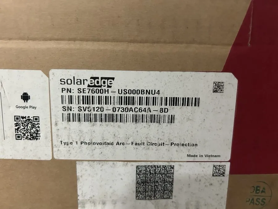 Инвертор Solaredge SE7600H-US000BNU4 240V 7600W HD-Wave Inverter