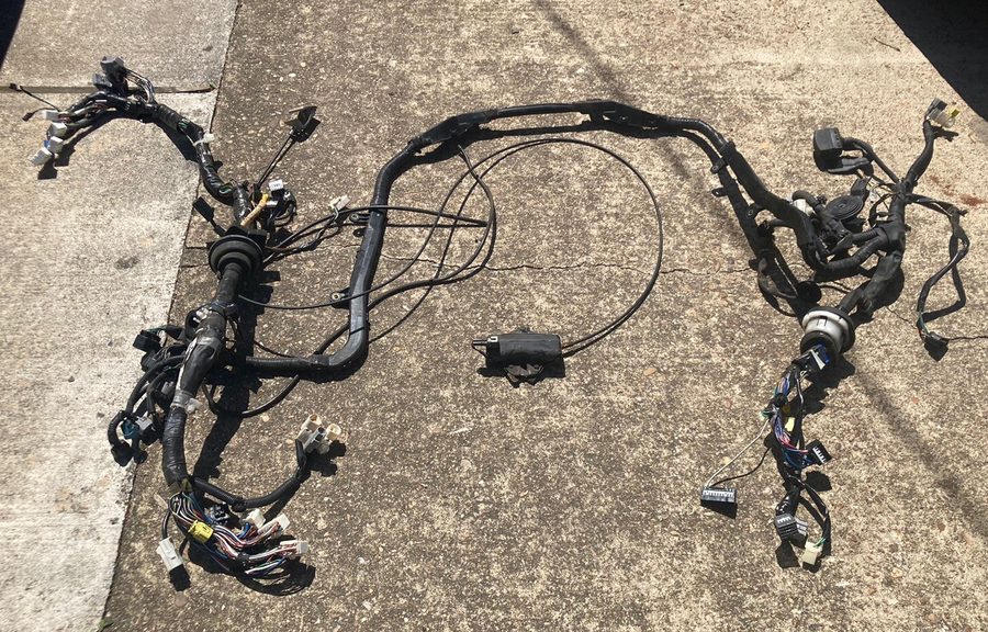 Жгут проводов 2000 Toyota Landcruiser Wiring Harness 82112-60173C-1 Engine/Junct — фото лота 1