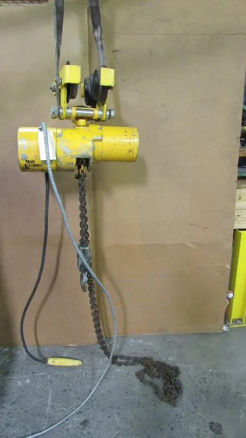 Таль CM Lodestar Model R 2 Ton 4000LB Electric Chain Hoist 8FPM 3Ph 230/460V 20'