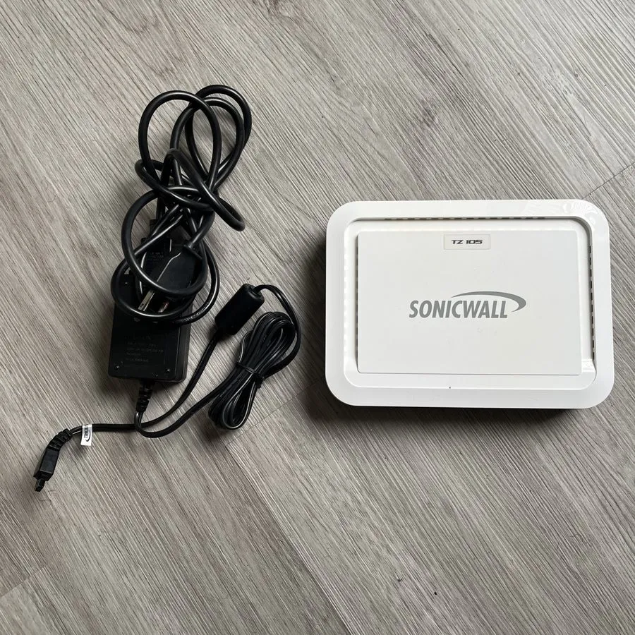 Межсетевой экран SonicWall TZ 105 Series Unified Threat Management Firewall