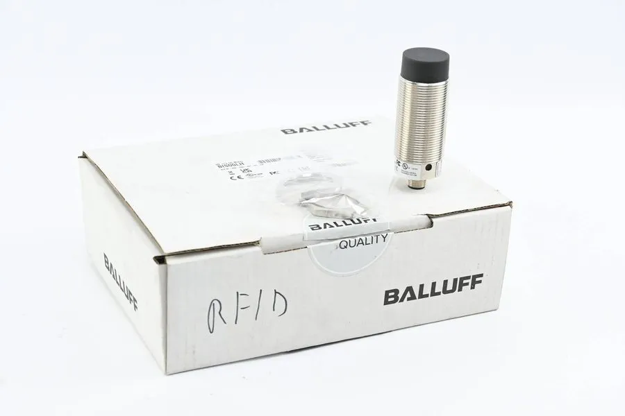 Считыватель Balluff RFID Reader UP TO M-400-045-001-07-S4 (UP TO00LH)