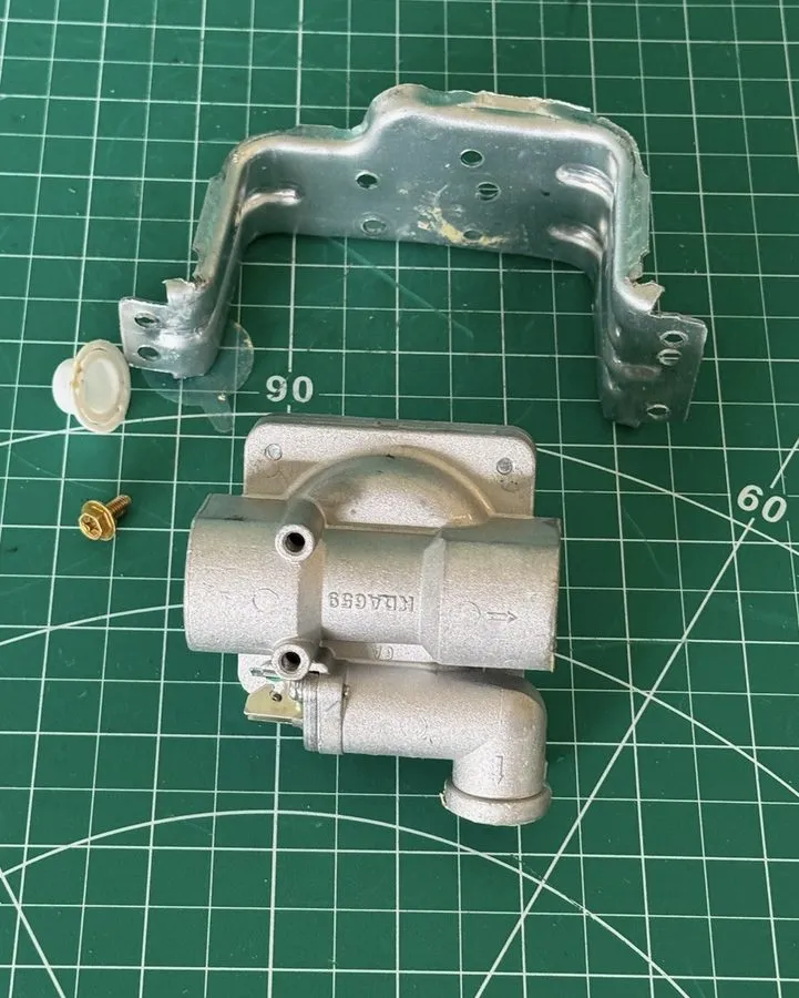 Трубопроводная арматура Whirlpool Range Pressure Regulator W11346659 W10633327 — фото лота 1